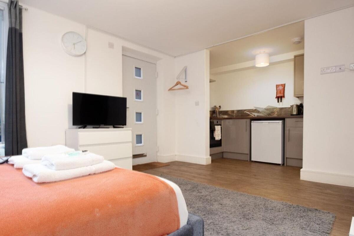 Sav Apartments Regent レスター エクステリア 写真
