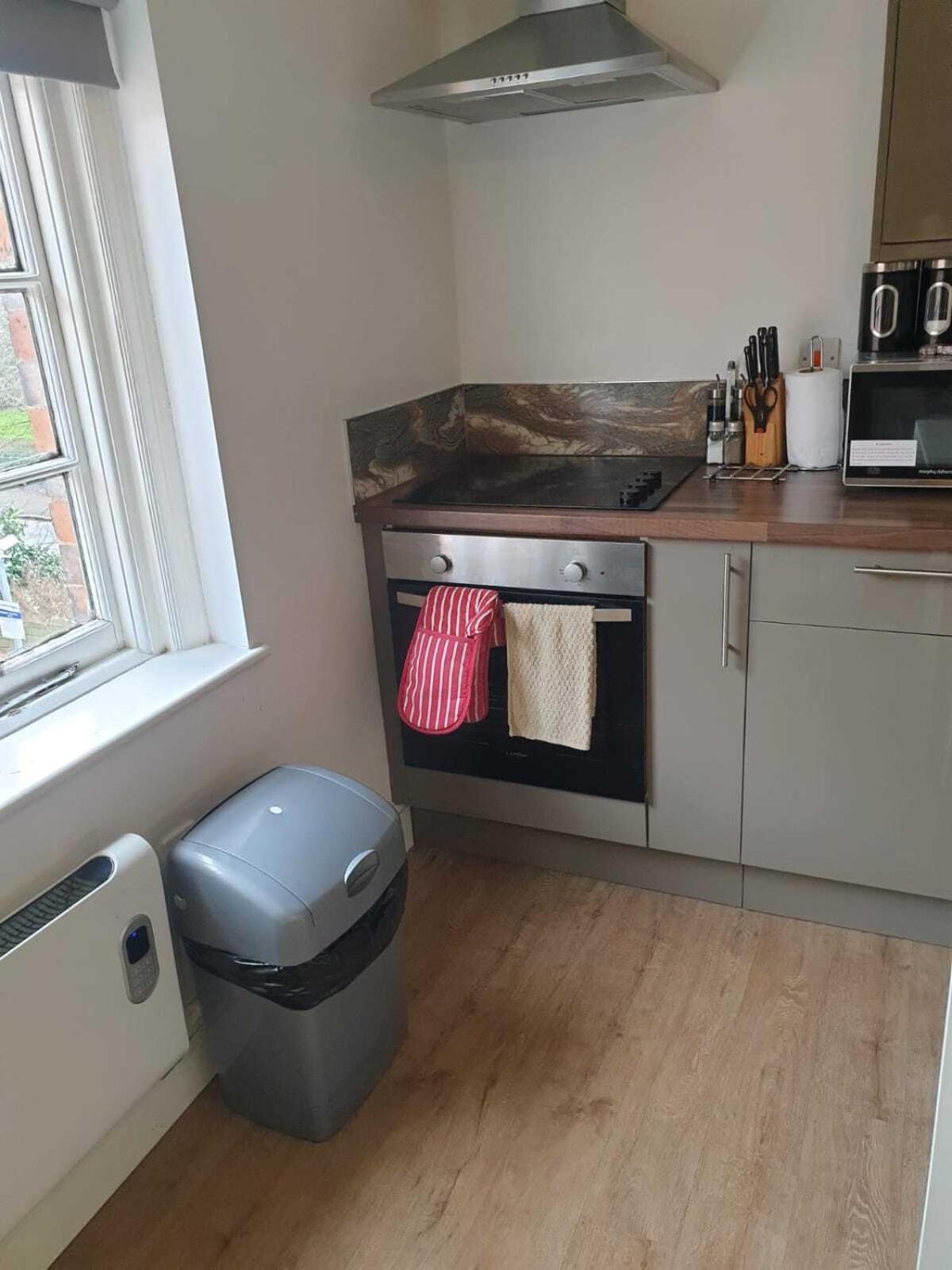 Sav Apartments Regent レスター 部屋 写真